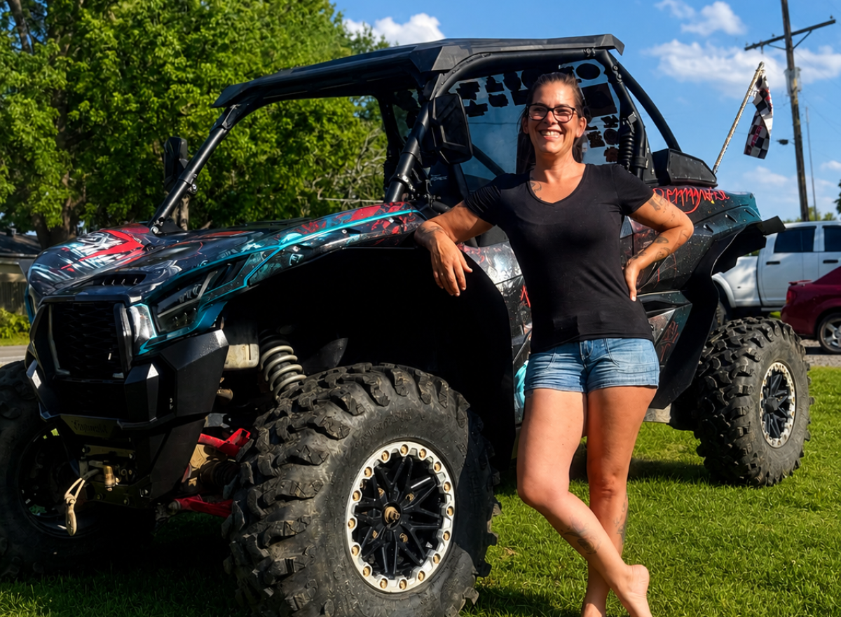 Feral Momma Racing-Chelsee Stephens